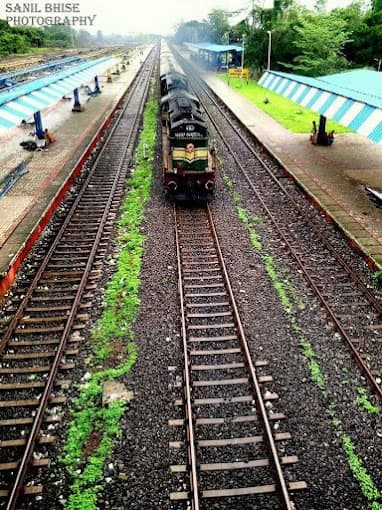 Nagothane Railway Station thumb 2
