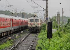 Naigaon Railway Station thumb 1