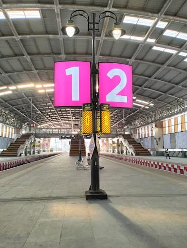 Nhava sheva Railway Station thumb 3