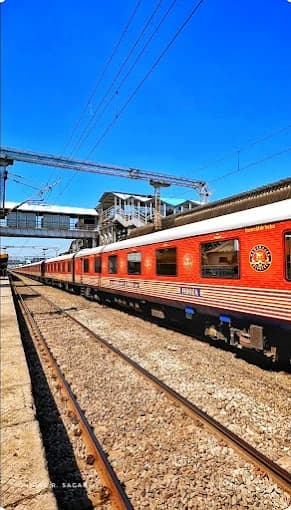 Palghar Railway Station thumb 3