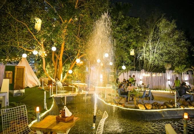 The Big Tree Cafe 1