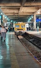 Vashi Railway Station 3