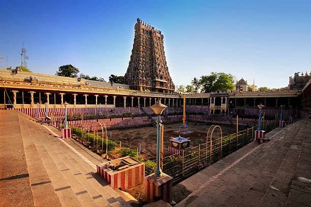 Meenakshi Amman Temple thumb 5