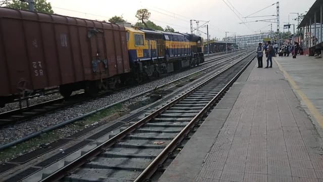 Bharatpur Junction Railway Station thumb 5