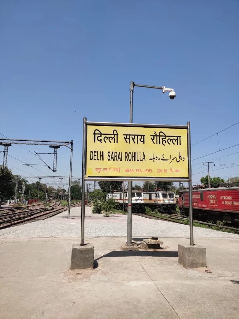 Delhi Sarai Rohilla Railway Station 5