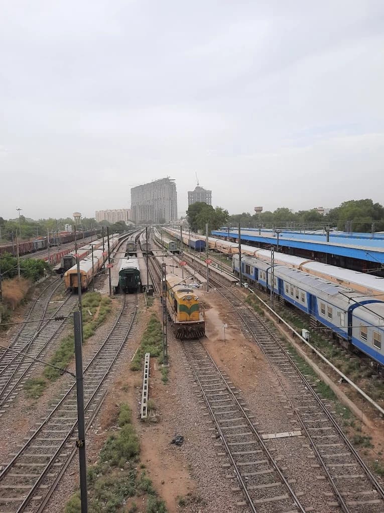 Delhi Sarai Rohilla Railway Station 2