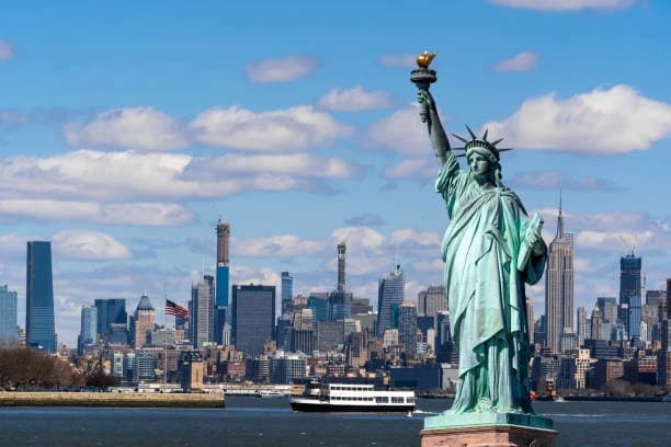 New York Travel Guide 2025
