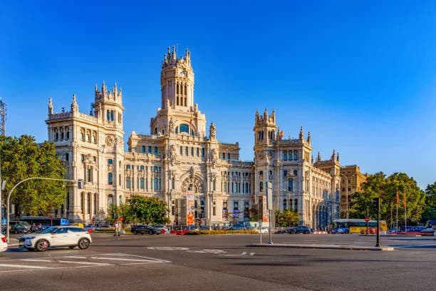 Seville Travel Guide 2025