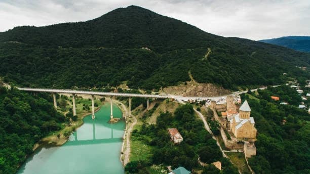 Hidden Gems in Georgia: Go Beyond the Beaten Path