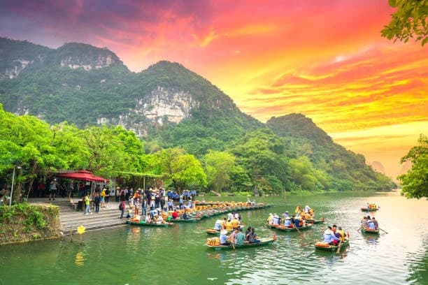 Budget Backpacking Vietnam: Smart and Simple Travel Tips