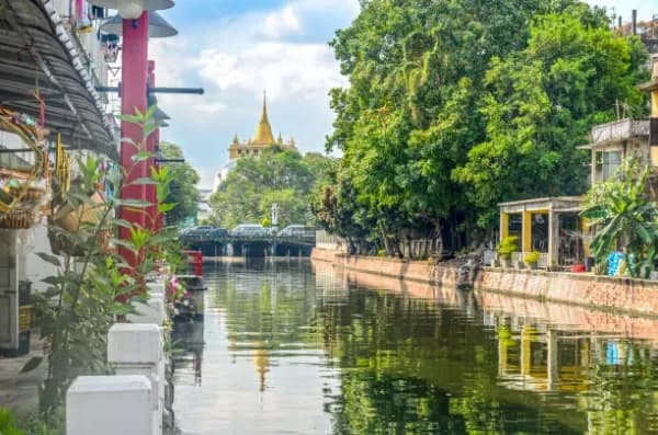 Khlong Toei