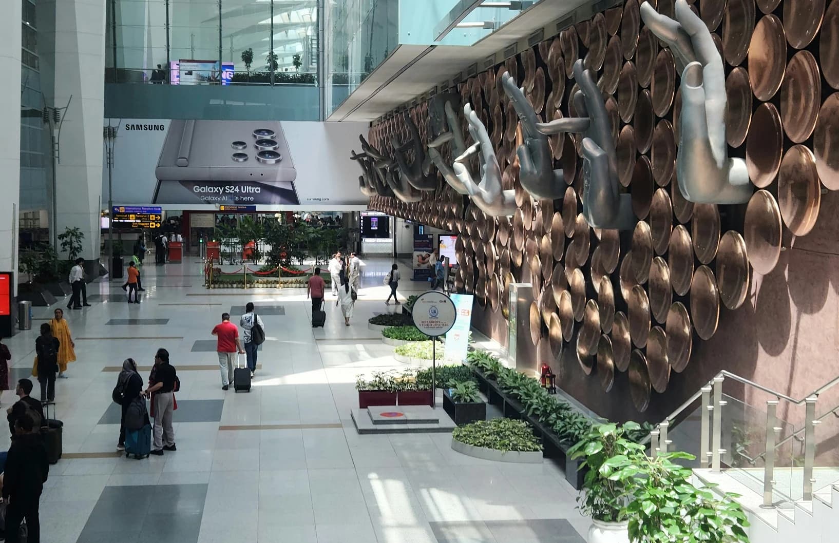 Indira Gandhi International Airport - DEL 1