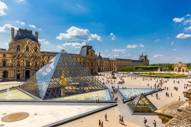 Louvre Museum 1