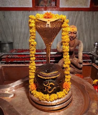 Maharishi Shri Bhardwaj Ashram 4