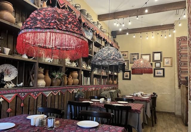 Qaynana Restaurant thumb 3
