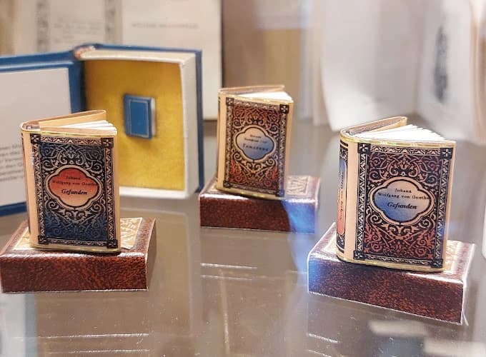 Museum of Miniature Books 4