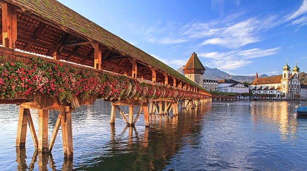 Chapel Bridge 4