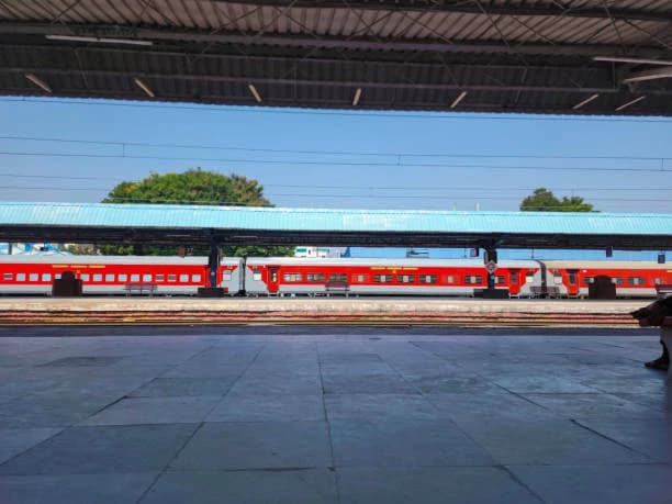 Ramnagar Railway Station thumb 4