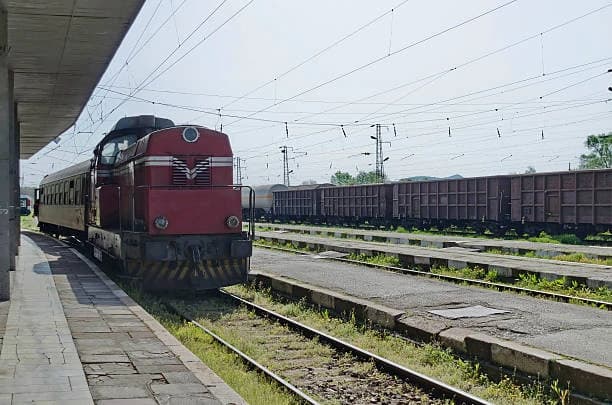 Srinagar Railway Station thumb 1