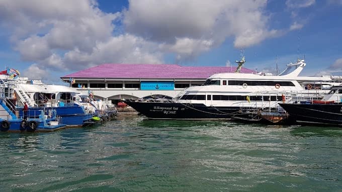 Rassada Pier/Rassada Harbour 7