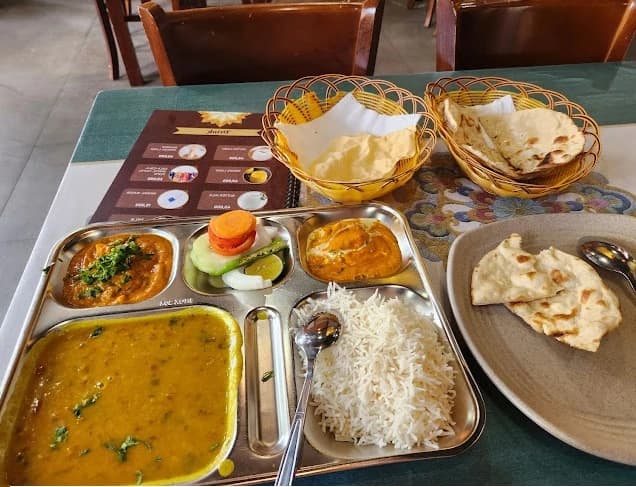 Gujarat Indian Restaurant Da nang thumb 1