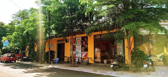 Indian Curry Restaurant 9