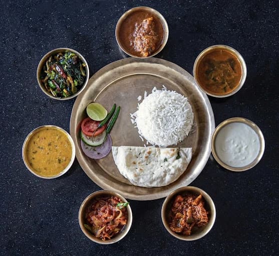 Lazeez Indian Restaurant- (Halal 100%) thumb 2