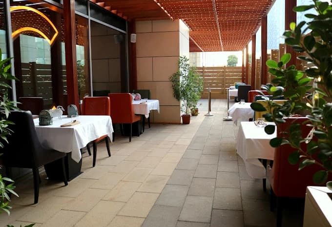 Carnival by Trèsind Restaurant & Bar 9
