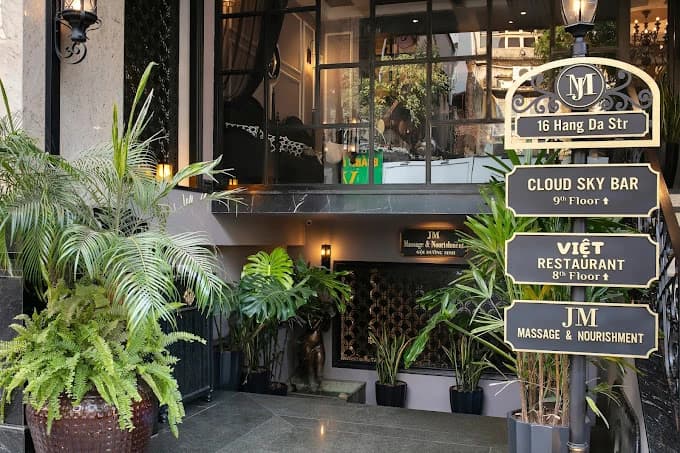VIET Restaurant Hanoi 1