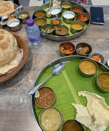 SAARANGAA BHOJAN SHALA BUR DUBAI AL MANKHOOL 9
