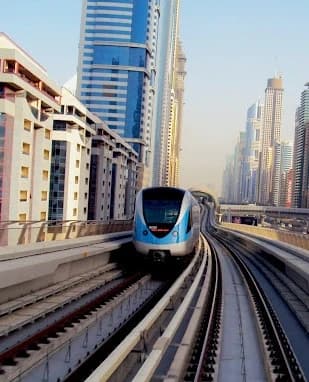 Al Barsha First, Mall of the Emirates Metro Station thumb 3