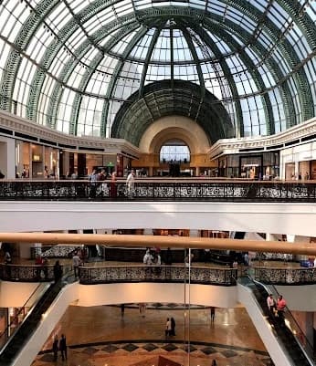 Al Barsha First, Mall of the Emirates Metro Station thumb 1