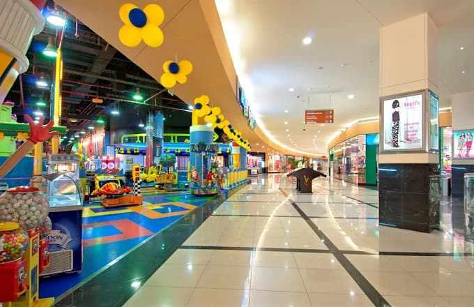 Arabian Center 3