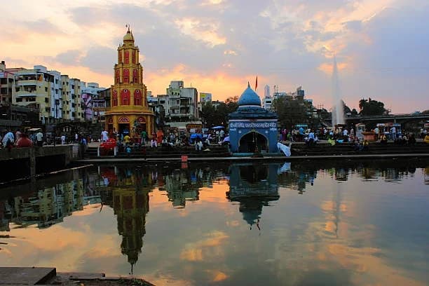 Family Vacation Spots in Maharashtra, India