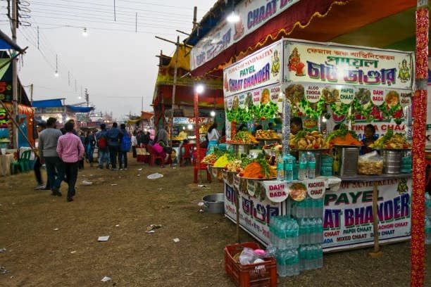 Rajouri Garden Central Market 5