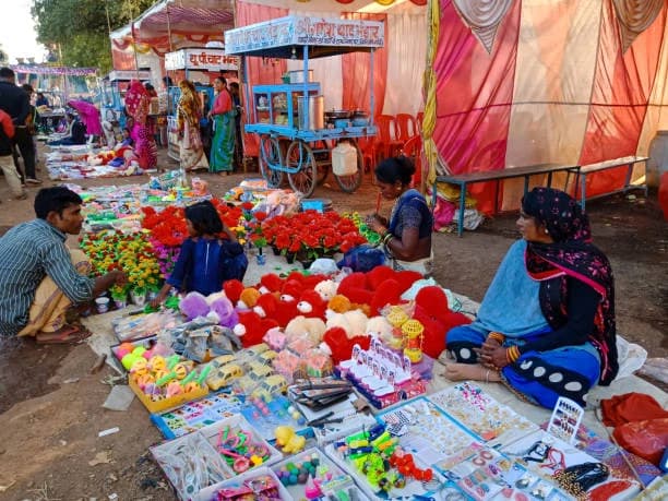 Rajouri Garden Central Market 1