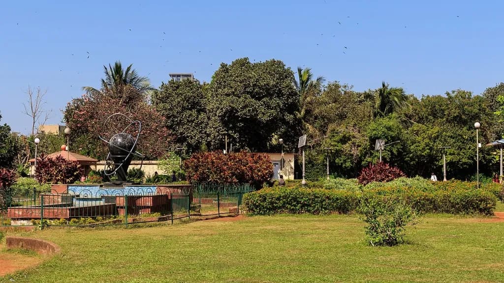 Hanging Gardens of Mumbai 1