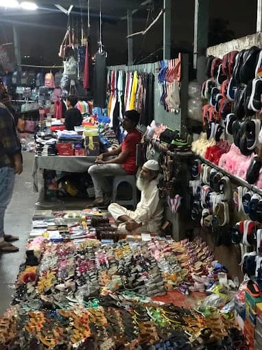 Andheri West Market Mumbai thumb 4