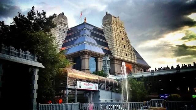 ISKCON Temple Bangalore thumb 2