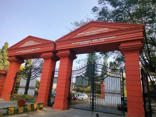Shri Chāmarajendra (Cubbon) Park Bangalore thumb 3