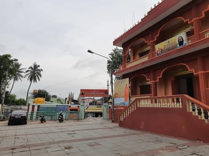 Shri Gavi Gangadhareshwara Swamy Temple Bengaluru 4