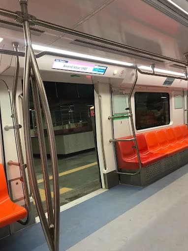 Anand Vihar Metro Station 7