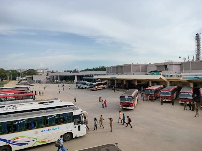 Majestic Bus Stand Bangalore 2