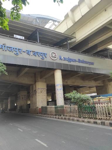 Maujpur-Babarpur Metro Station thumb 5
