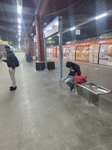 Yamuna Bank Metro Station 6