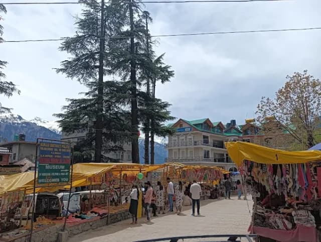 Hadimba Devi Temple Manali thumb 5