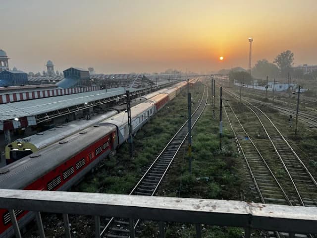 Lucknow Junction thumb 3