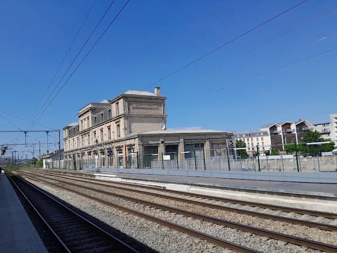 Saint-Denis Railway Station 3