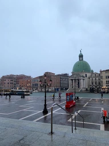 Stazione di Venezia Santa Lucia thumb 1