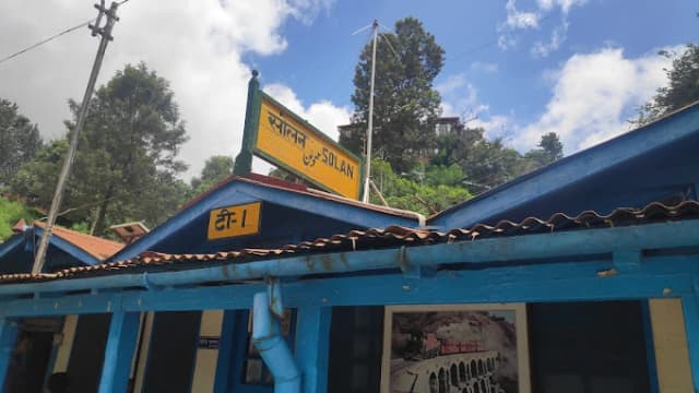Solan Railway Station thumb 5